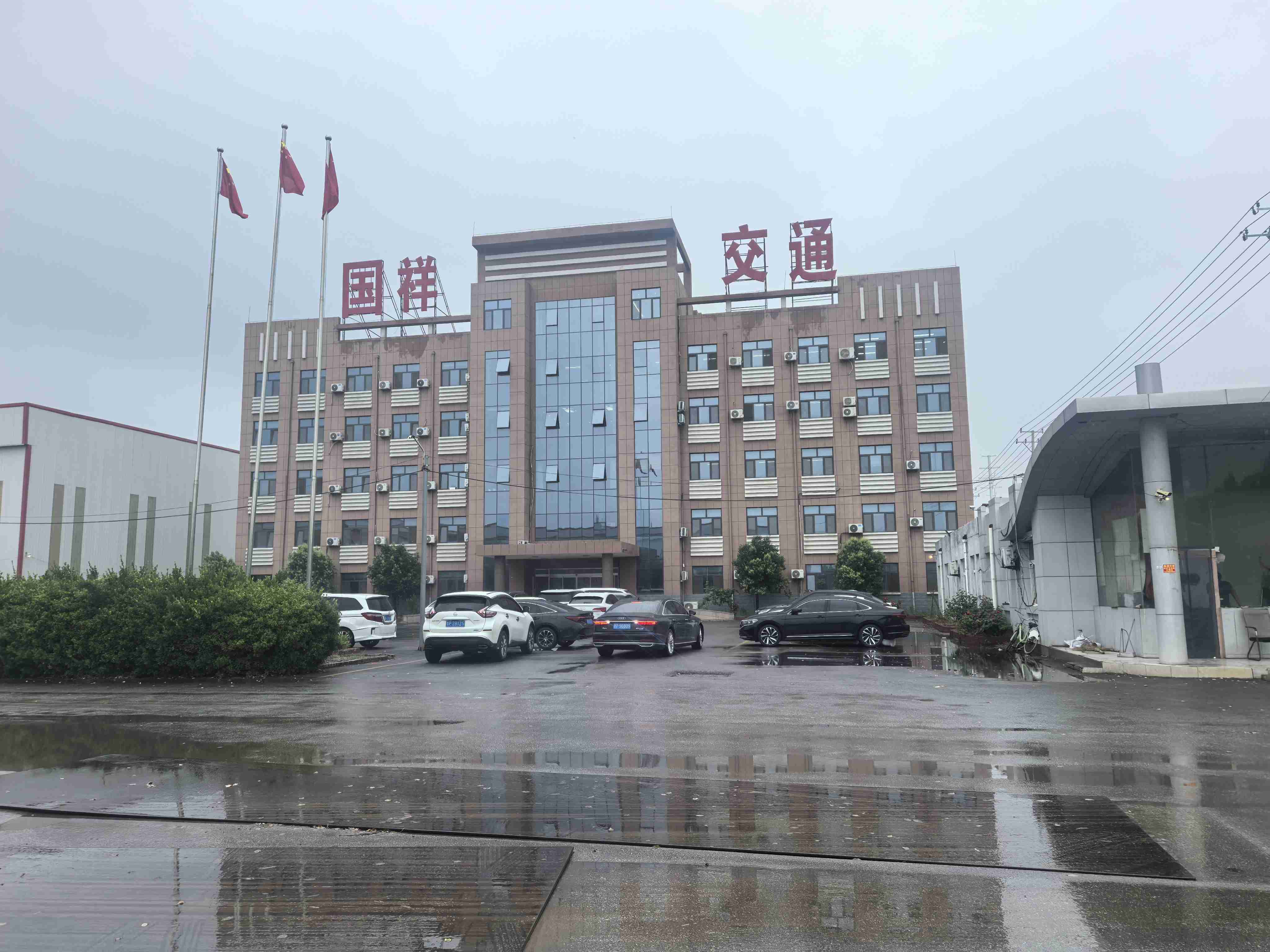 湛江市国祥交通波形护栏浸塑波形护栏 - 方案